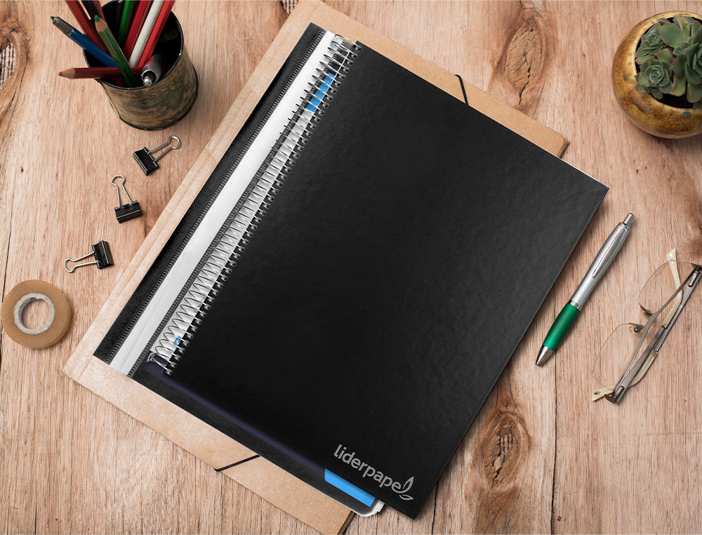 CUADERNO ESPIRAL LIDERPAPEL A4 MICRO JOLLY TAPA FORRADA 140H 75 GR CUADRO 5MM 5 BANDAS 4 TALADROS COLOR NEGRO