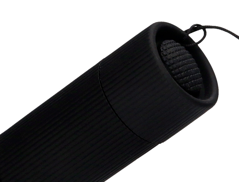 LINTERNA Q-CONNECT KF18749 PLASTICO CON ZOOM 1W MODO ALUMBRADO ENCENDIDO APAGADO INCLUYE 3 PILAS AAA