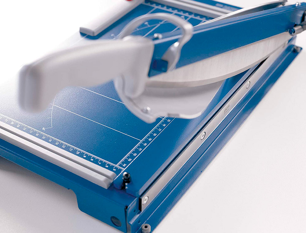 CIZALLA DE PALANCA DAHLE PROFESIONAL PREMIUM 561 DIN A4 METALICA CAPACIDAD DE CORTE 35 HOJAS