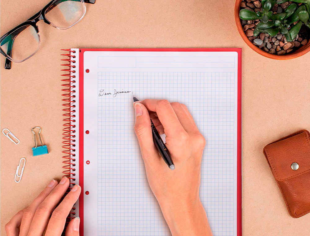 CUADERNO ESPIRAL A4 MICRO ANTARTIK TAPA FORRADA 80H 90 GR CUADRO 5MM 1 BANDA 4 TALADROS VERDE