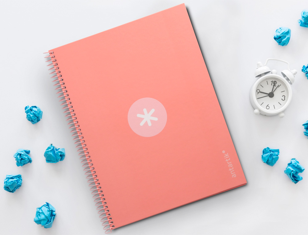 CUADERNO ESPIRAL A4 MICRO ANTARTIK TAPA FORRADA 80H 90 GR CUADRO 5MM 1 BANDA 4 TALADROS ROSA CLARO