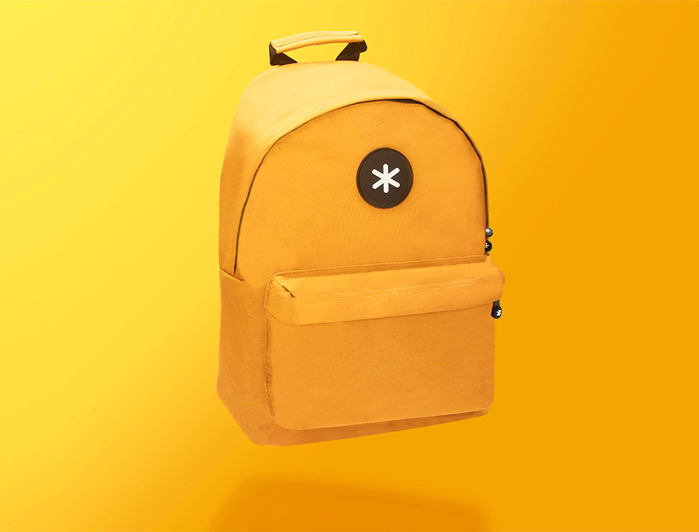 MOCHILA ANTARTIK CON ASA Y BOLSILLOS CON CREMALLERA COLOR MOSTAZA 310X160X410 MM