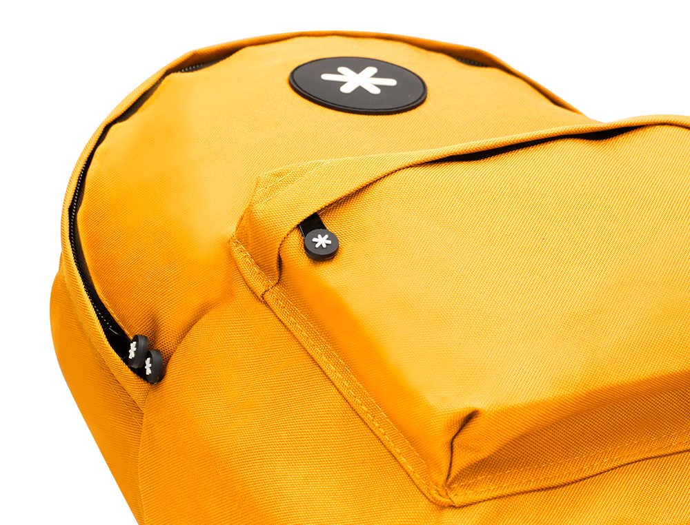 MOCHILA ANTARTIK CON ASA Y BOLSILLOS CON CREMALLERA COLOR MOSTAZA 310X160X410 MM