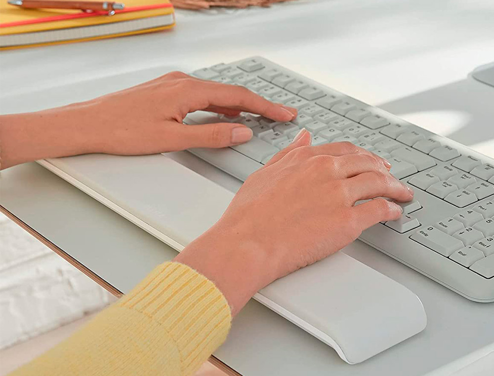 REPOSAMUECAS LEITZ ERGO COSY PARA TECLADO AJUSTABLE COLOR GRIS