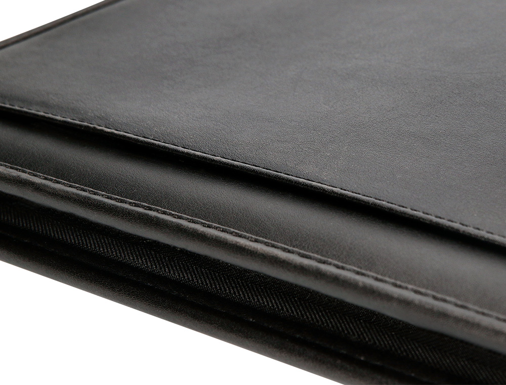 CARPETA PORTAFOLIOS CREMALLERA CON BOLSA PARA MOVIL Y TARJETERO COLOR NEGRO 260X355 MM