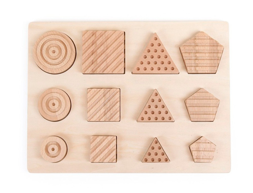 JUEGO DIDACTICO ANDREUTOYS FORMAS GEOSENSORIALES MADERA 12 PIEZAS