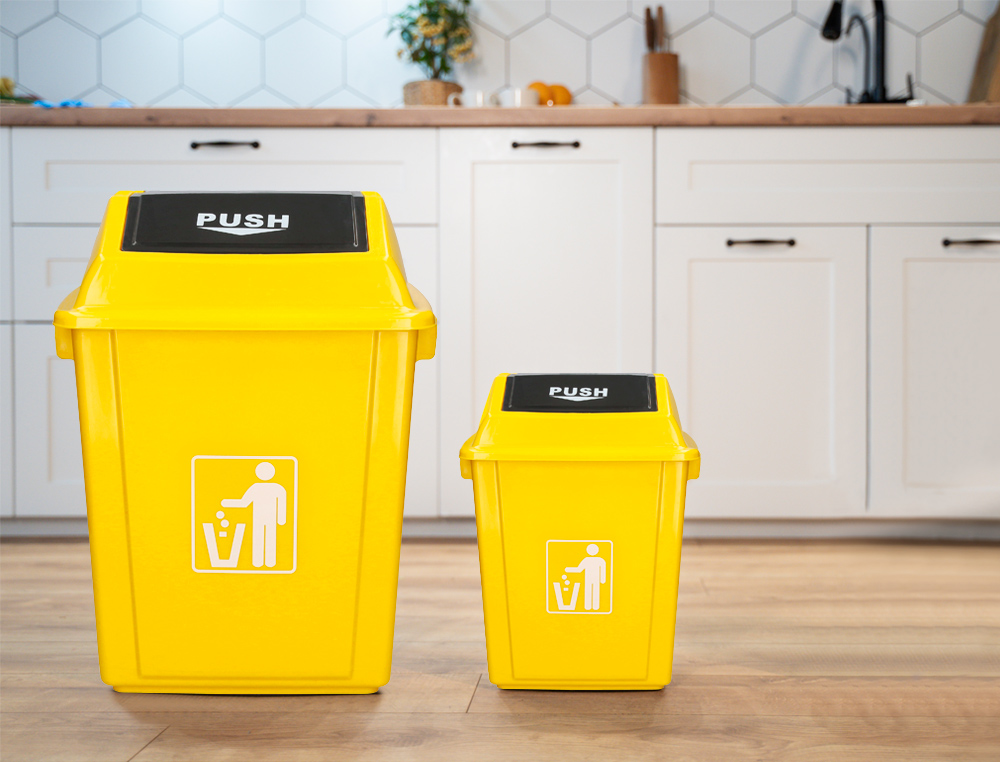 PAPELERA CONTENEDOR Q-CONNECT PLASTICO CON TAPA DE BALANCIN 20 LITROS AMARILLO 340X240X450 MM