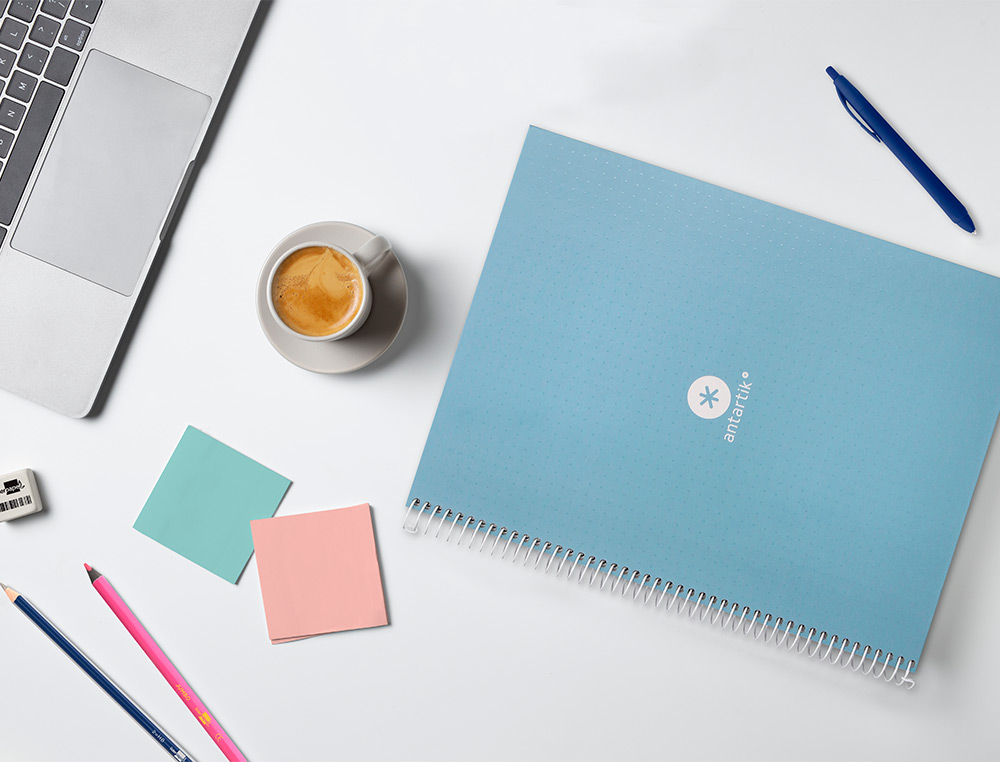 CUADERNO ESPIRAL A4 MICRO ANTARTIK DOTS TAPA FORRADA 80H 90 GR RAYADO PUNTOS 1 BANDA 4 TALADROS CELESTE