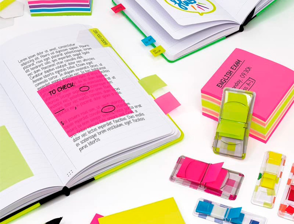 BLOC DE NOTAS ADHESIVAS QUITA Y PON MILAN 76X76 MM REMOVIBLE PLASTICO TRANSLUCIDO ROSA FLUOR 50 HOJAS