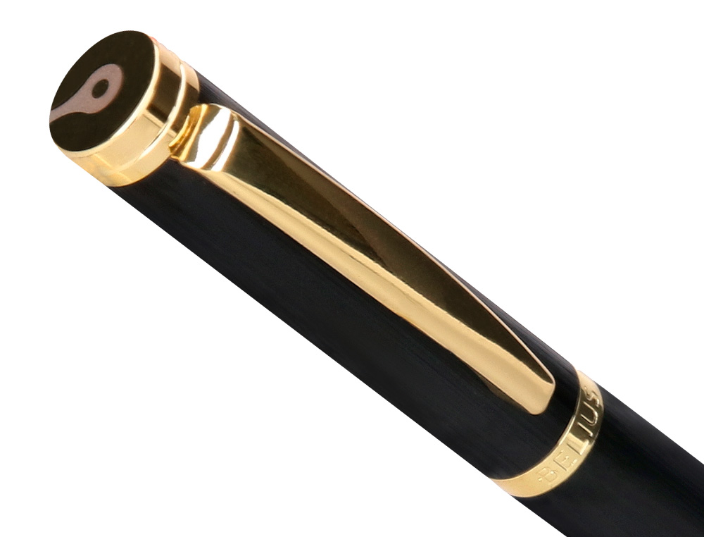 PLUMA BELIUS PASSION DOR ALUMINIO TEXTURA CEPILLADA COLOR NEGRO Y DORADO TINTA AZUL CAJA DE DISEÑO