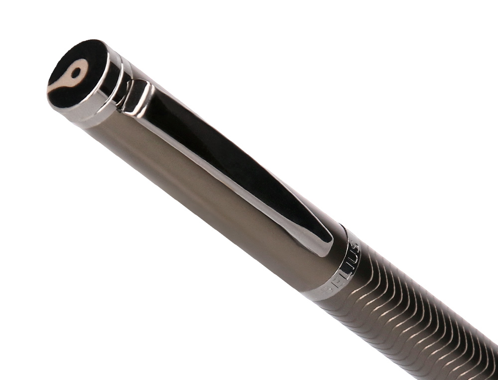 PLUMA BELIUS NEPTUNO ALUMINIO TEXTURA WAVY COLOR CAQUI TINTA AZUL CAJA DE DISEÑO