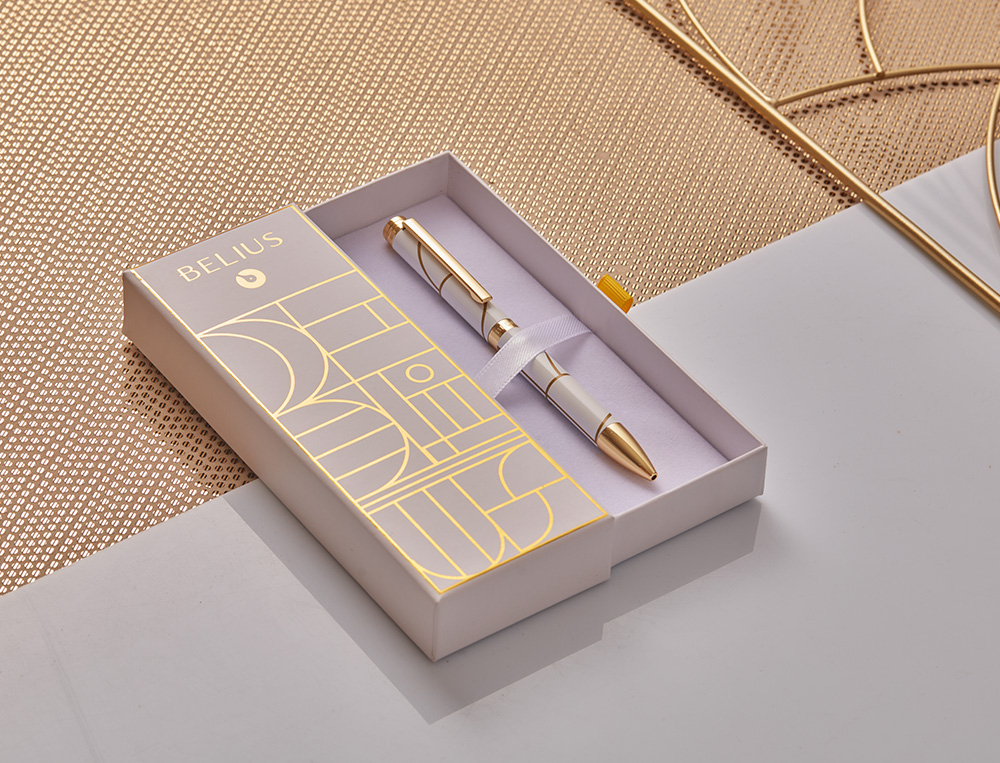 BOLIGRAFO BELIUS CARTE BLANCHE COLOR Y BLANCO DORADO TINTA AZUL CAJA DE DISEÑO