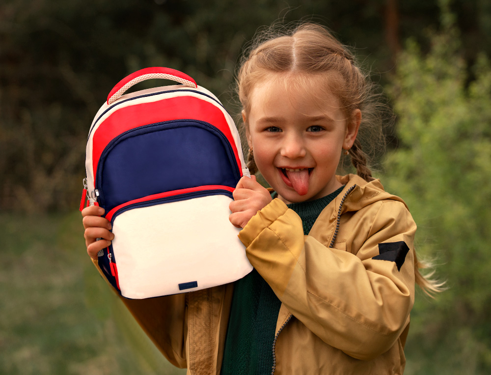 MOCHILA ESCOLAR LIDERPAPEL MULTIBOLSILLO INFANTIL AZUL MARINO ROJO BEIGE 350X110X270 MM