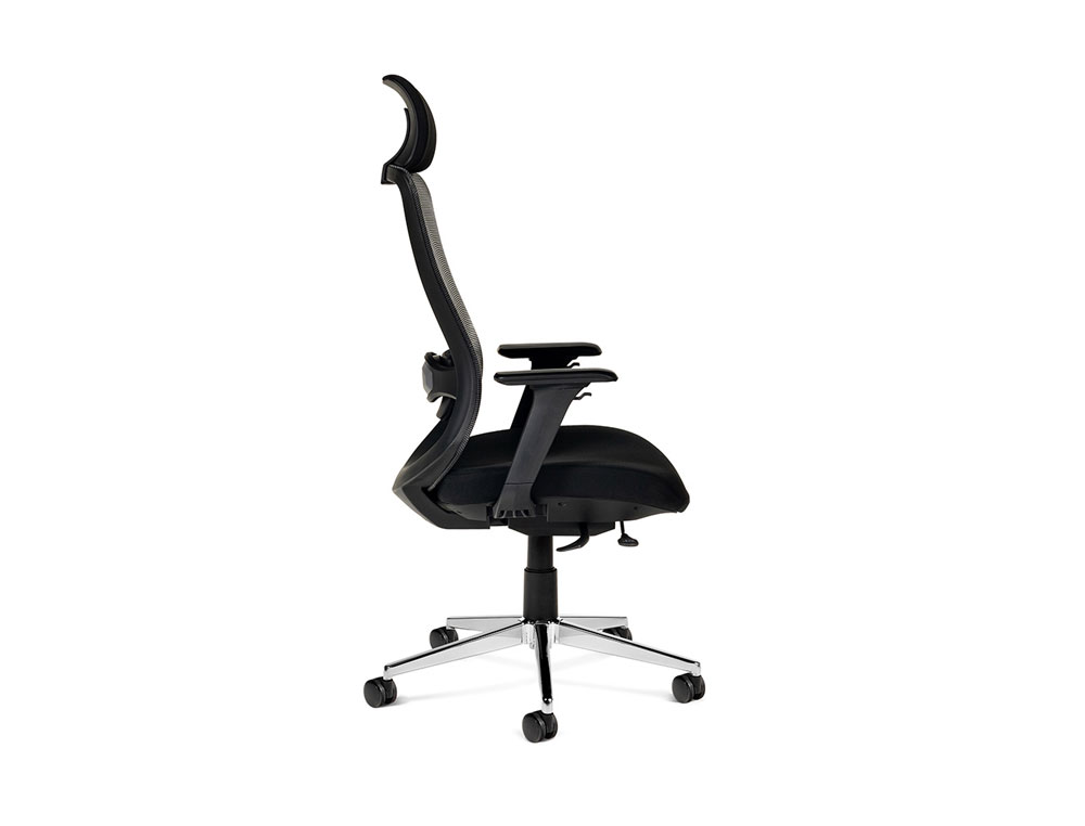 SILLA ROCADA DIRECCION PREMIUM 24 HORAS CON BRAZOS AJUSTABLES RESPALDO DE MALLA Y ASIENTO EN TELA NEGRO