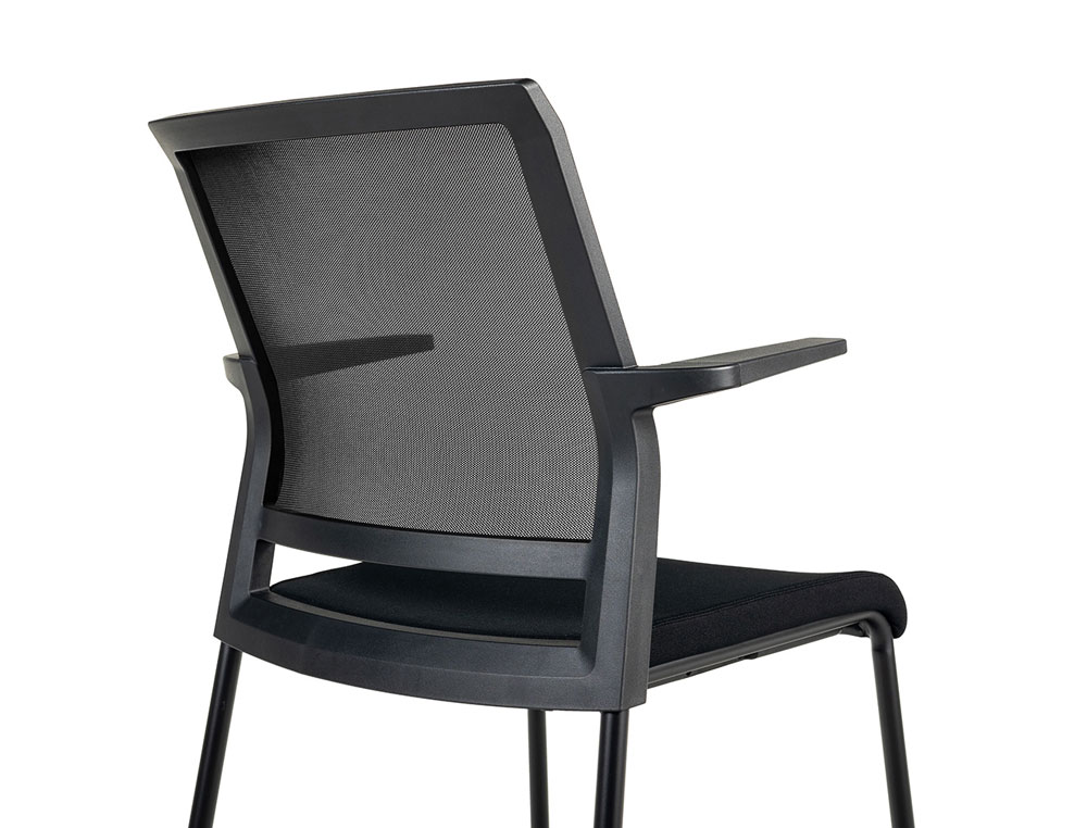 SILLA ROCADA CONFIDENTE BRAZOS FIJOS ESTRUCTURA METALICA ASIENTO TELA IGNIFUGA NEGRO RESPALDO MALLA
