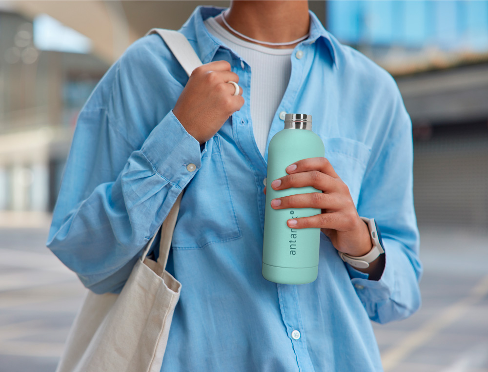 BOTELLA PORTALIQUIDOS ANTARTIK ISOTERMICA ACERO INOXIDABLE LIBRE DE BPA COLOR MENTA 500 ML