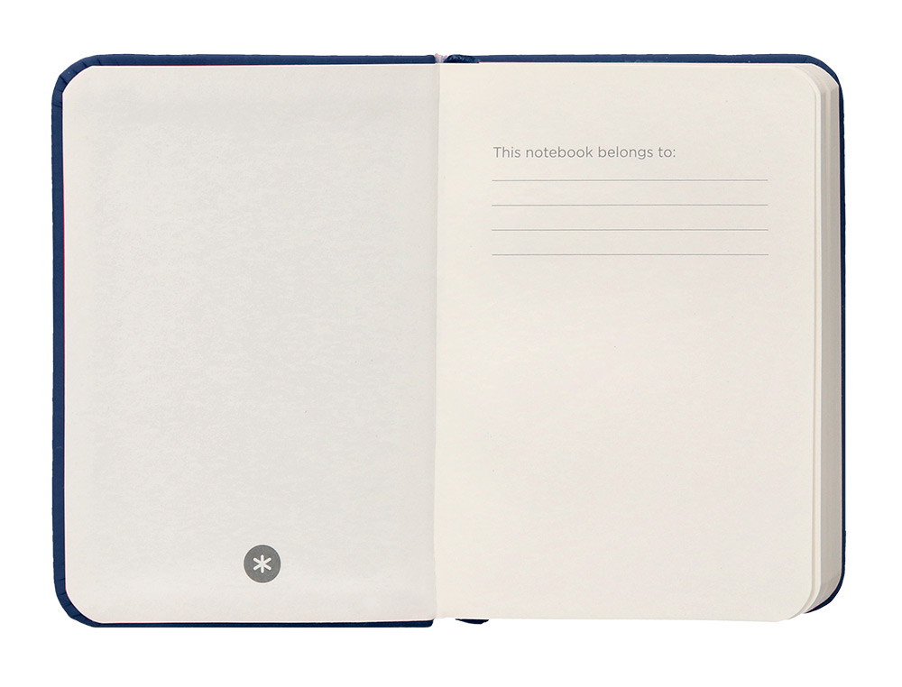 CUADERNO CON GOMILLA ANTARTIK NOTES TAPA DURA A7 HOJAS LISAS AZUL MARINO 80 HOJAS 80 GR FSC