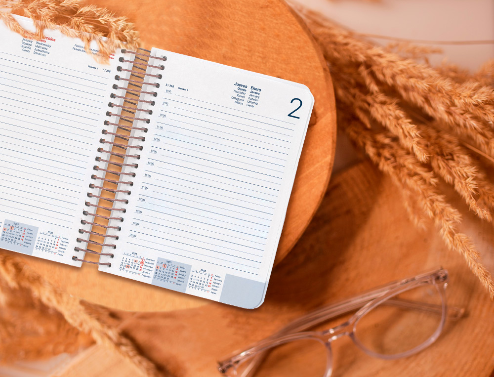 AGENDA ESPIRAL LIDERPAPEL SANT ORINI A6 2025 DIA PAGINA MOSAICO PAPEL 60 GR