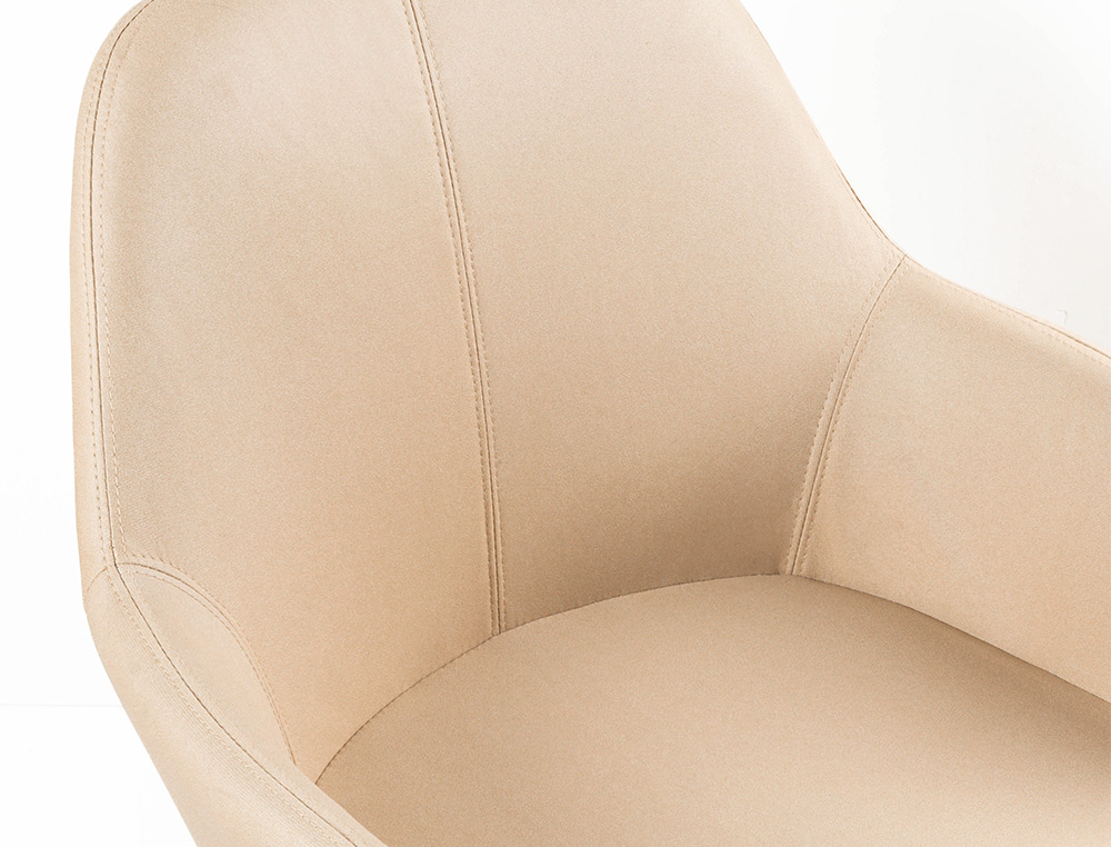 SILLA Q-CONNECT CONFIDENTE SIEMIONE BASE METALICA ALT MAX 820 ANC 570 PROF 580 COLOR MARRON ARENA