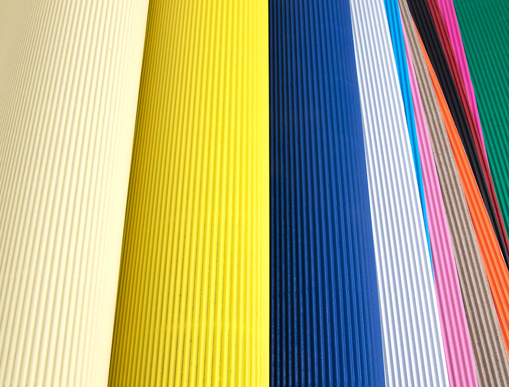 CARTON ONDULADO LIDERPAPEL 50 X 70CM 320G/M2 NEGRO