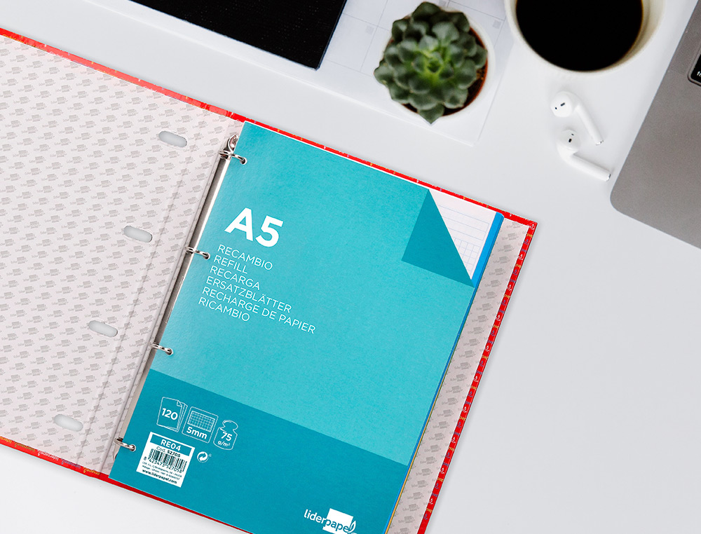 CARPETA CON RECAMBIO LIDERPAPEL A5 CUADRO 5MM FORRADA 4 ANILLAS 20MM