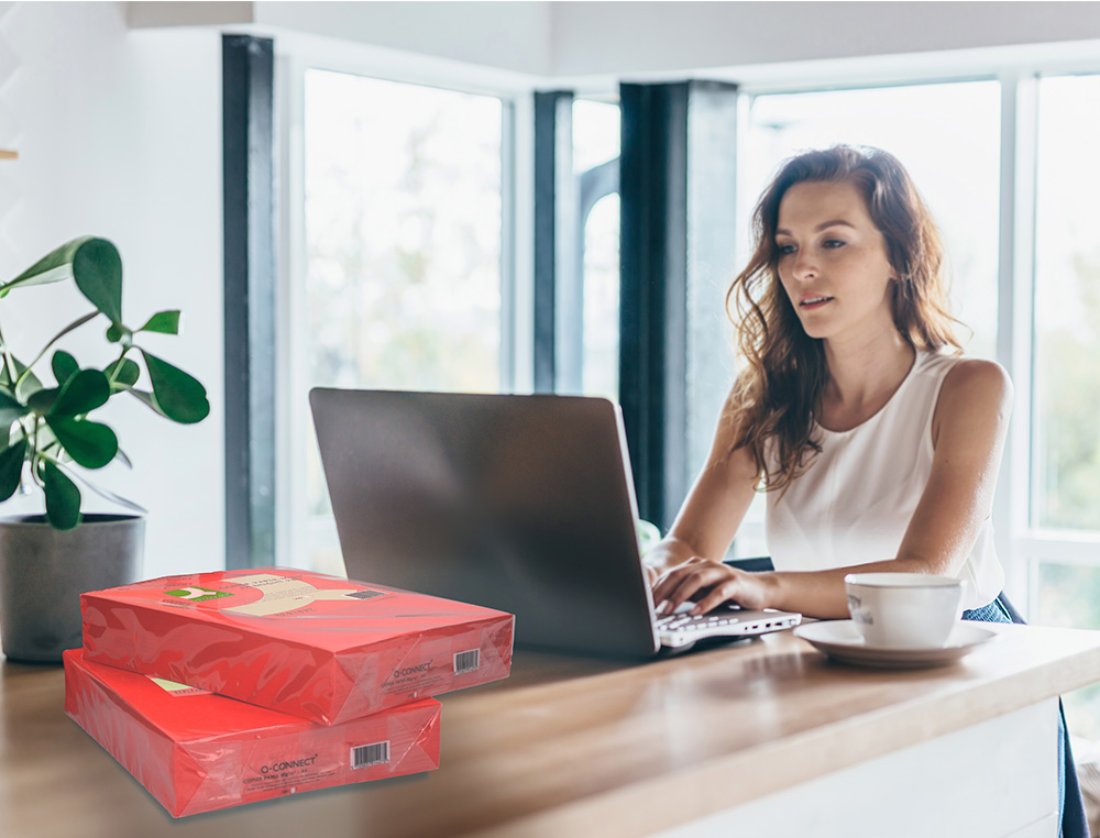 PAPEL COLOR Q-CONNECT DIN A4 80GR ROJO INTENSO PAQUETE DE 500 HOJAS