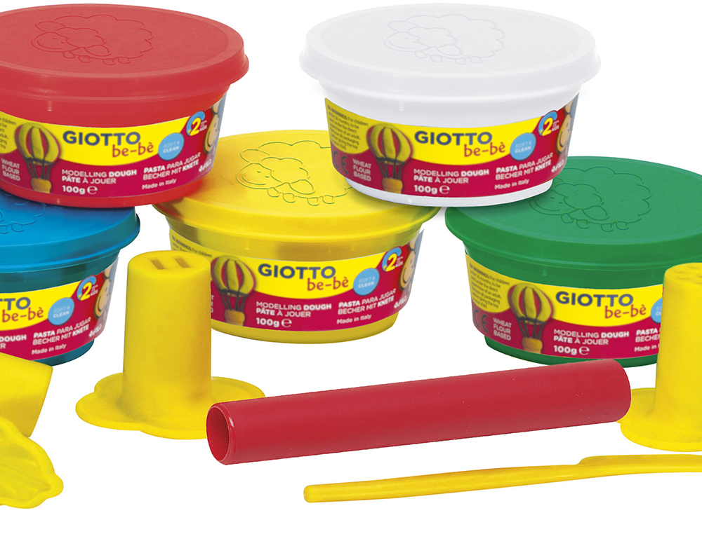 PASTA GIOTTO BEBE PARA MODELAR CUBO MAXI CON ACCESORIOS DERMATOLOGICAMENTE TESTADO