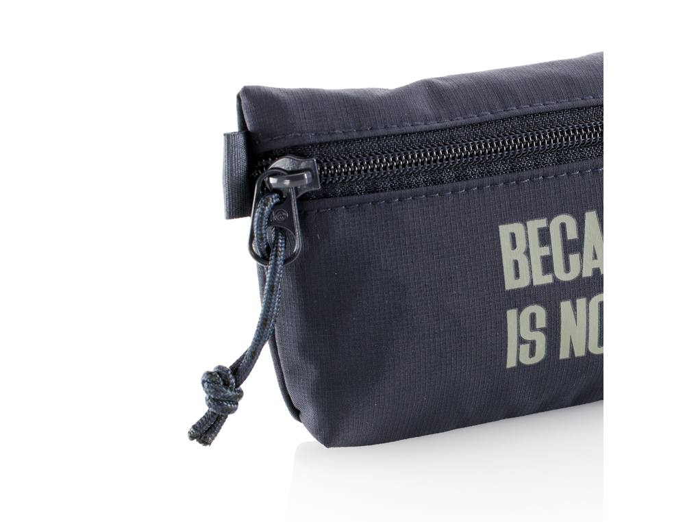 BOLSO ESCOLAR MIQUELRIUS PORTATODO PLANO RECICLADO MARINO ECOALF 220X100X25 MM